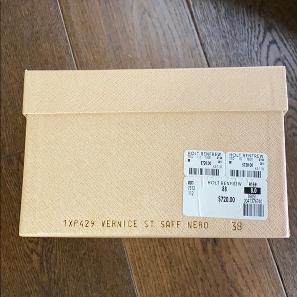 Beautiful Prada heels - Picture 6 of 7